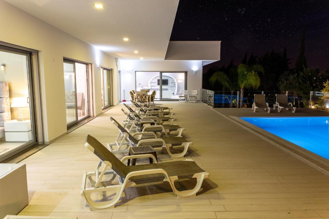 Fazenda Viegas Villa Lagos Exterior photo